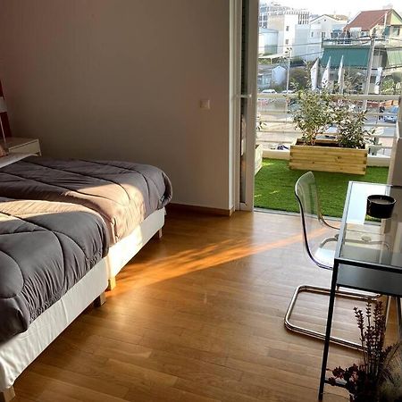 Spacious And Sunkissed 3Br & 2 Bathrooms Apartment アテネ エクステリア 写真