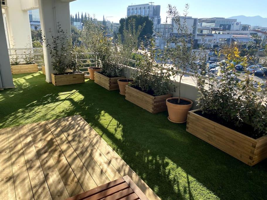Spacious And Sunkissed 3Br & 2 Bathrooms Apartment アテネ エクステリア 写真