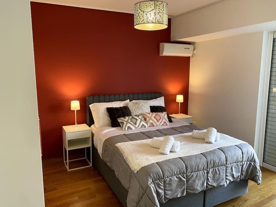 Spacious And Sunkissed 3Br & 2 Bathrooms Apartment アテネ エクステリア 写真